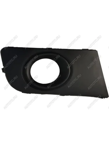 Правая вставка переднего бампера (с отверстием под ПТФ, пр-во Тайвань) BodyParts Volkswagen Amarok дорестайлинг (2009-2016)