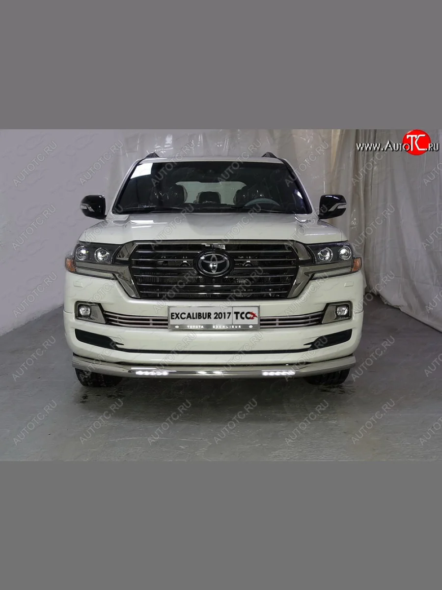 Декоративная вставка переднего бампера EXCALIBUR ТСС Тюнинг  Toyota Land Cruiser (2015-2021) 200 (d 12 мм)  с доставкой в г. Керчь