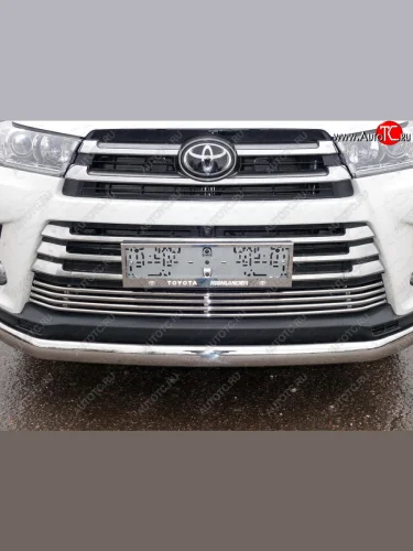 Декоративная вставка переднего бампера ТСС Тюнинг (d 16 мм) Toyota Highlander  XU50 (2016-2020) рестайлинг