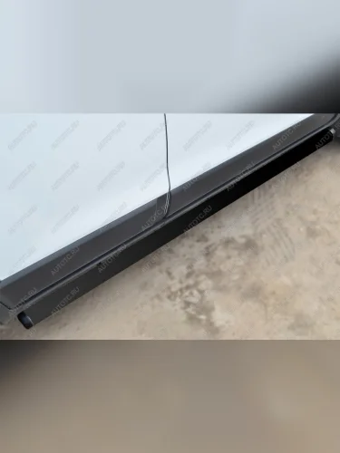 Пороги труба (d57) SLITKOFF (нержавейка, на торцах пластиковые заглушки) Nissan Terrano  D10 (2013-2016) дорестайлинг