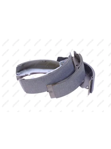 Колодки тормозные барабанные задние (4 шт.) BSG Ford Tourneo Connect 1 дорестайлинг (2002-2007)