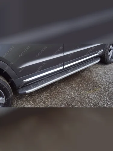 Пороги алюминиевые с пластиковой накладкой ТСС Тюнинг (карбон серебро) Changan CS95 (2023-2025)