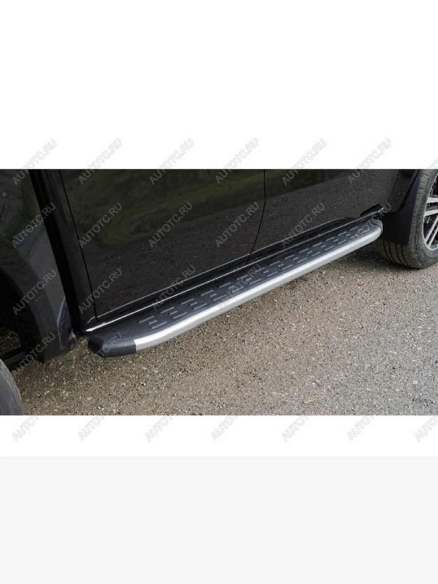 Пороги алюминиевые с пластиковой накладкой ТСС Тюнинг JAC T9 Pickup Double Cab (2021-2025) (карбон серебро)  в Перми Пермском крае