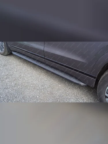Пороги алюминиевые с пластиковой накладкой ТСС Тюнинг (карбон черные) JAECOO J8 (2024-2025)