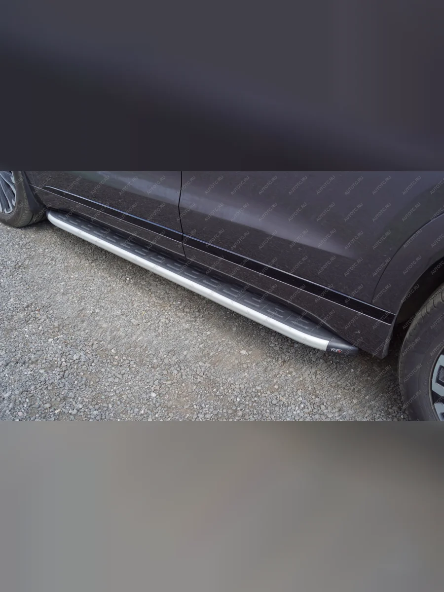 Пороги алюминиевые с пластиковой накладкой ТСС Тюнинг JAECOO J8 (2024-2025) (серебро)  с доставкой в г. Керчь