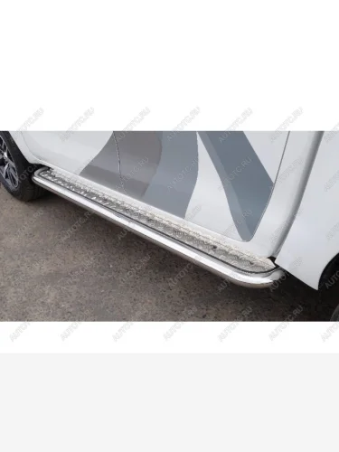 Пороги с площадкой ТСС Тюнинг (d60.3 мм) JAC T9 Pickup Double Cab (2021-2025)