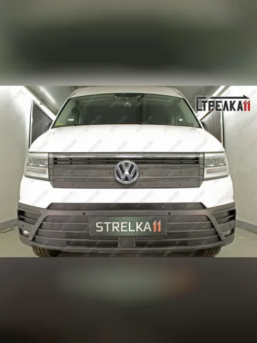 Зимняя защита на стяжке (верх 3 части) Стрелка11 (черная) Volkswagen Crafter 2 (2017-2025)