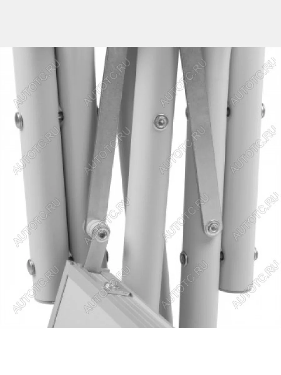 Кресло директорское HELIOS с откидным столиком (серыйзеленый) HELIOS т-hs-dc-95200t-gg  с доставкой в г. Керчь