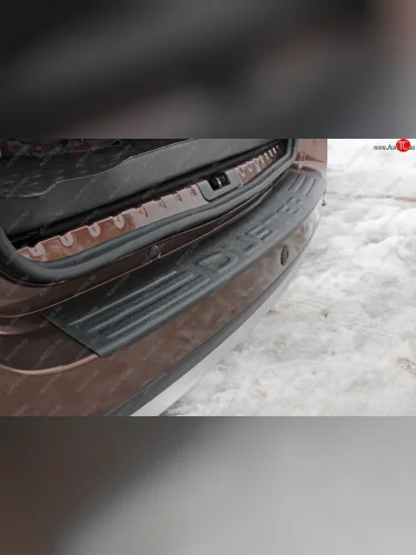 Накладка на задний бампер Вариант 2 для Renault Duster I 2010-2014, шагрень  Рено Дастер Русская Артель nrd-025702
