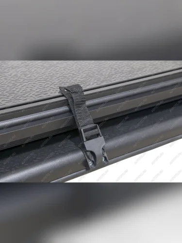 Крышка кузова Toyota Hilux Revo 2015+ трёхсекционная, алюминиевая, черная РИФ pt-h325