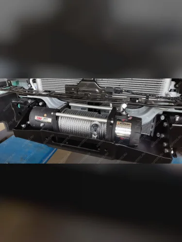 Площадка под лебёдку в штатный бампер РИФ (черная)  