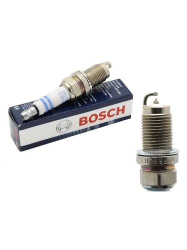 Свеча зажигания HONDA R20/R18/L15A BOSCH 0242240675 BOSCH 0242240675