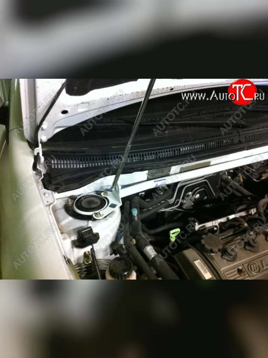 Кронштейн упора капота Lifan Solano (620) (2008-н.в.) ТехноМастер ТехноМастер 8231.7610.04  с доставкой в г. Керчь