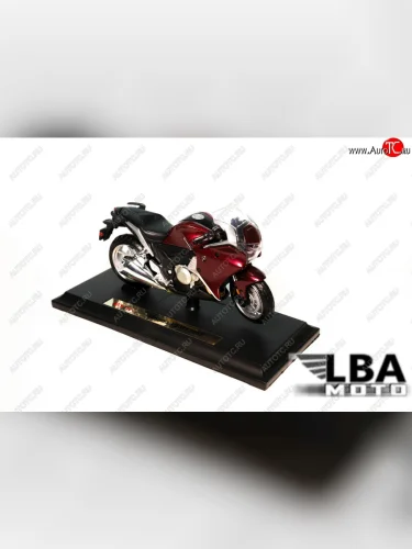 Модель мотоцикла Honda VFR1200F Бордового цвета масштаб 1 18  пм-00002236