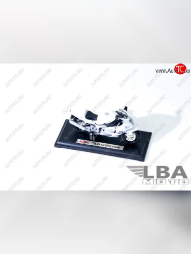 Модель мотоцикла Suzuki GSX-R1300 Белого цвета масштаб 118  лб-00000331