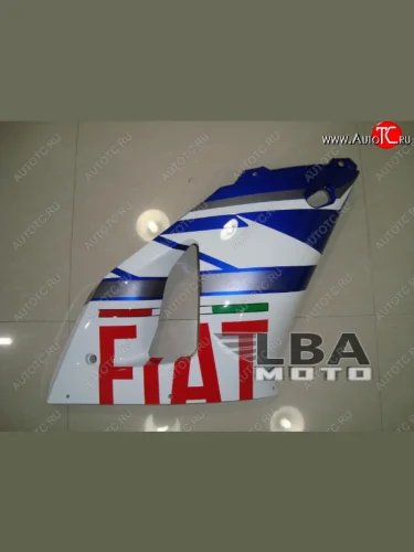 Правый верхний боковой пластик для Yamaha R1 98-99 Без цвета  пм-00000568