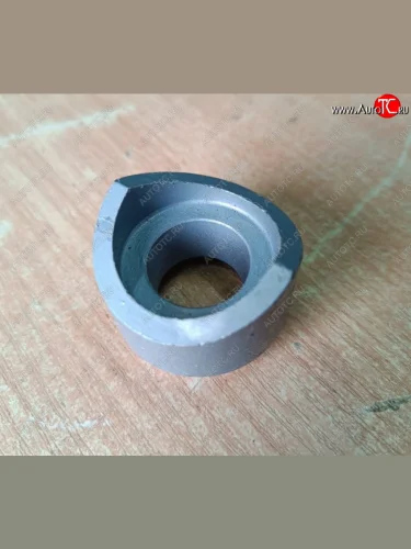 Втулка торцевая ограничительная подножки FAW 5103472-71ac