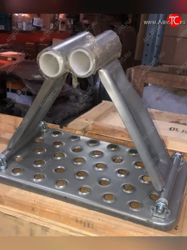 Ступенька (шарнирнаяподвесная) нижней подножки в сборе J6 510346051558281-71A+T68810 FAW 510346051558281-71a+