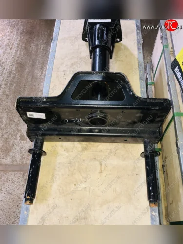 Кронштейн подножки L Faw J6 левый FAW 5103225-13c (14bd)