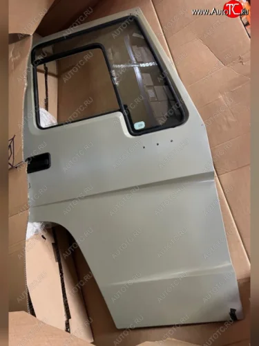 Дверь правая в сборе под покраску HOWOSCANIA AZ1642210002A SHACMAN SHACMAN az1642210002a