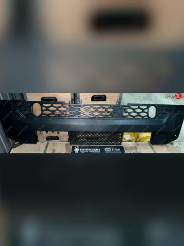 Решетка бампера (тягач) SHAANXI X3000  (!!!УЦЕНКА: возможен нетоварный вид!!!) SHACMAN dz97189621061