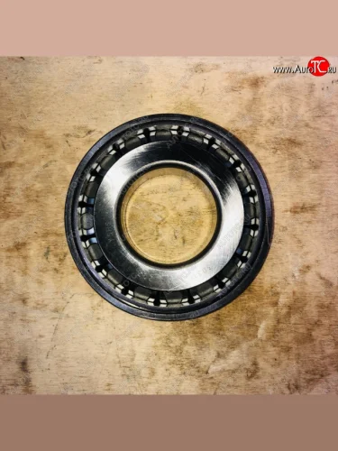 Подшипник передней ступицы внешний FAW J6 Подшипники 303117311
