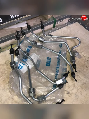 Трубка топливная высокого давления 3310, 4250 (компл) FAW 1129ddd-81d