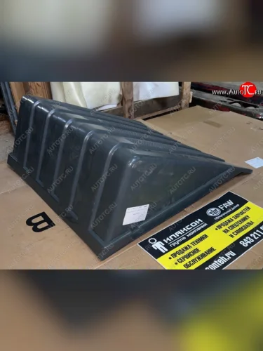 Крышка аккумулятора пластик HOWO T5GA7 AZ9100760102 SITRAK az9100760102