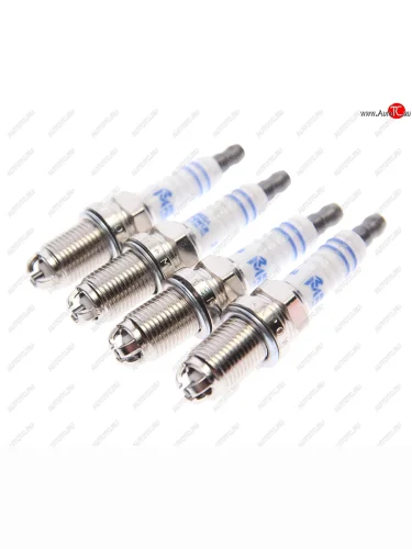 Свеча зажигания VW Bora,Golf 4,5,6,Passat B3,B5,B6 (1.41.61.8) AUDI A3 SEAT SKODA (4шт.) MEGAPOWER MEGAPOWER 370-31-121