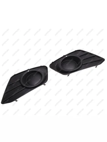 Облицовка УАЗ-3163 (15-) фары противотуманной (без отверстия под ПТФ) 2шт. комплект АККОМ АККОМ 3163-80-280302425