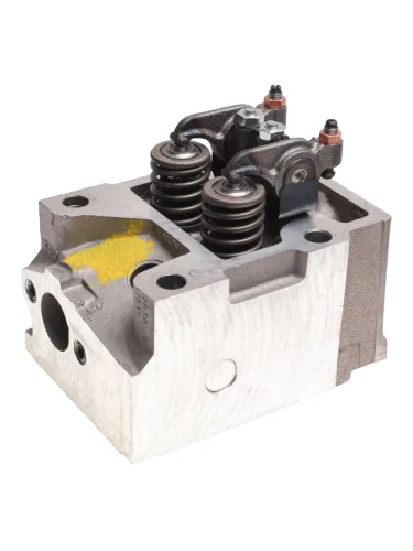 Головка блока КАМАЗ-ЕВРО-4 5 с клапанами (дв.820.60-73 820.90-93 газ) (ОАО КАМАЗ) KAMAZ 820.90-1003010-30