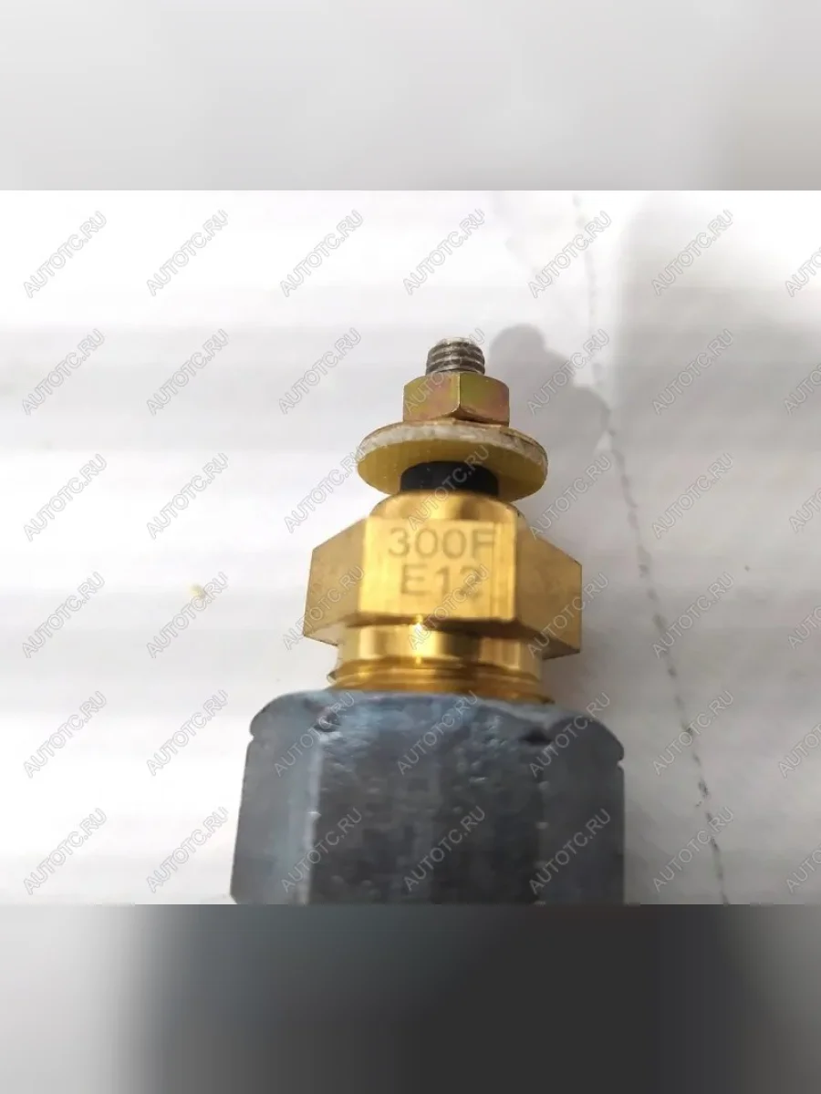 Датчик температуры маславоды SD16, SD22, SD32 (murphy) SHANTUI d2320-15000  в Самаре Самарской области