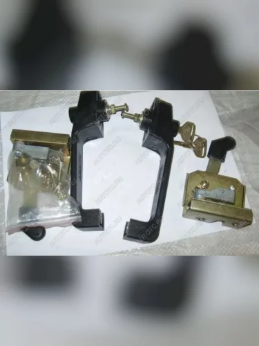 Ручка дверная комплект на кабину 801503840 XCMG 801503840