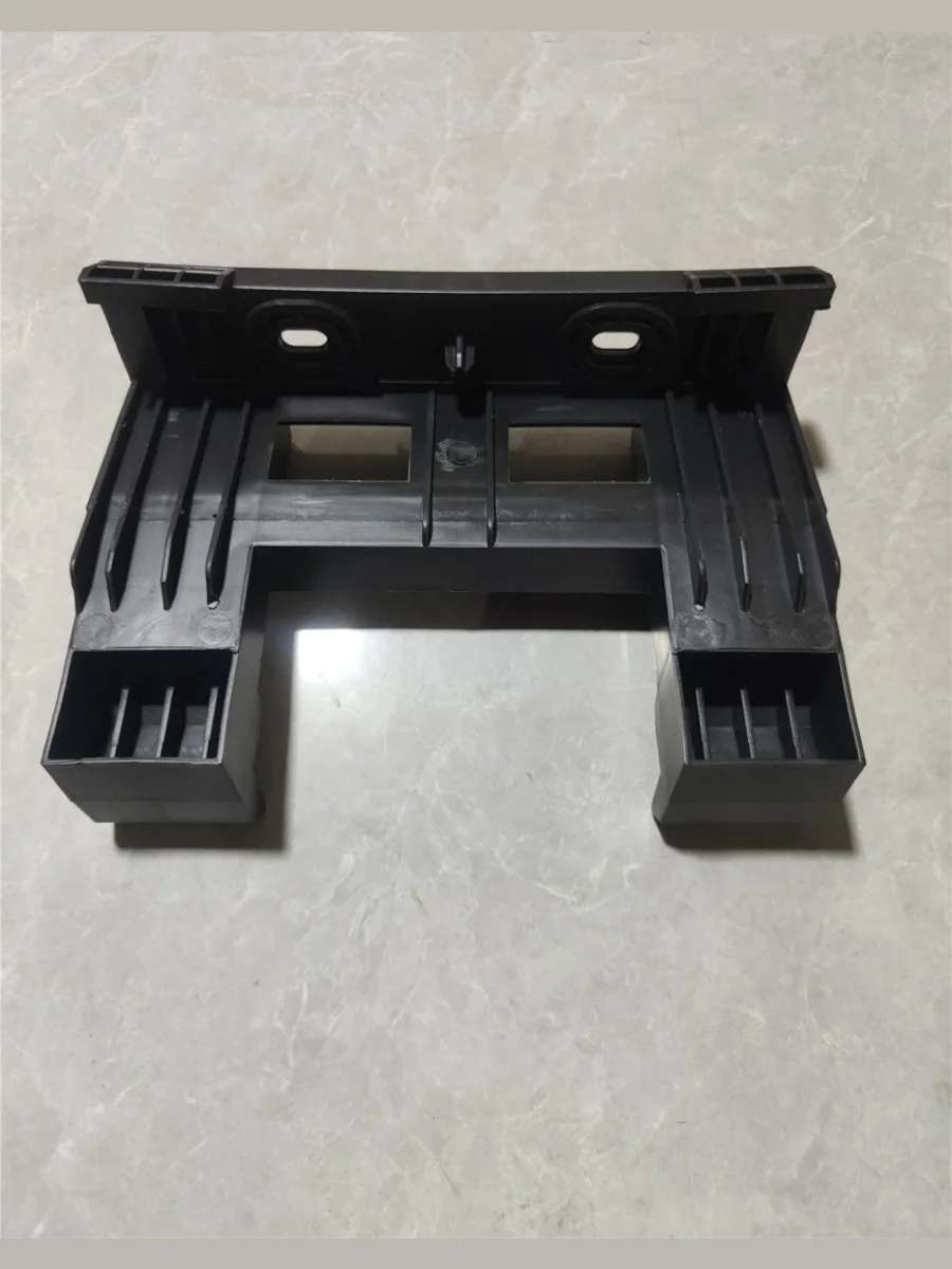 Клипса переднего бампера OMODA S5 FRU (верх) DAR klb2410058  в Воронеже Воронежской области