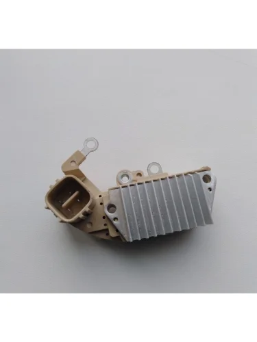 Реле генератора TOYOTA  CRUISER PRADO KDJ9#  HILUX SURF KDN18# 1KD  3RZFE DAR rn1720026