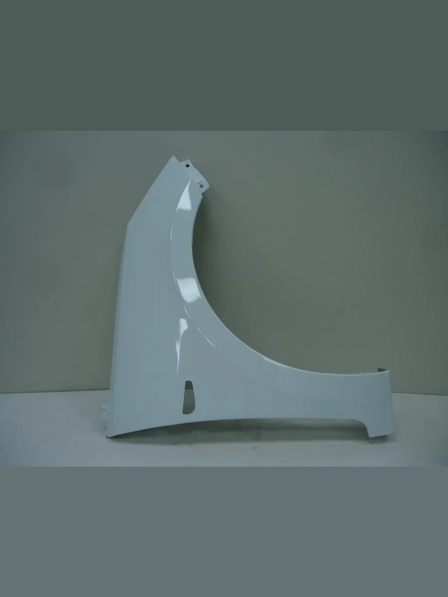 Крыло переднее правое (окрашенное) DAR Hyundai Solaris RBr хэтчбэк рестайлинг (2014-2017) (Белый (Cristal White PGU))  в Керчи Республика Крым