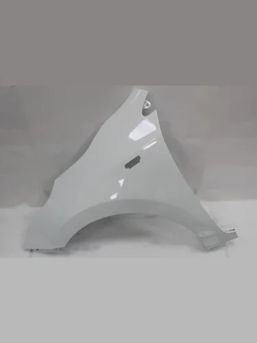 Крыло переднее левое DAR (окрашенное) (Белый (Cristal White PGU)) KIA Rio 4 FB дорестайлинг седан (2016-2020)