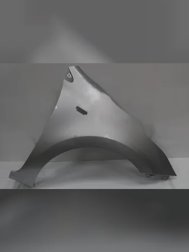 Крыло переднее правое (окрашенное) DAR (Серебристый металлик (Sleek silver RHM)) KIA Rio 4 FB дорестайлинг седан (2016-2020)