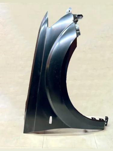 Крыло переднее правое (под повторитель) DAR Mitsubishi Outlander CU (2003-2009)