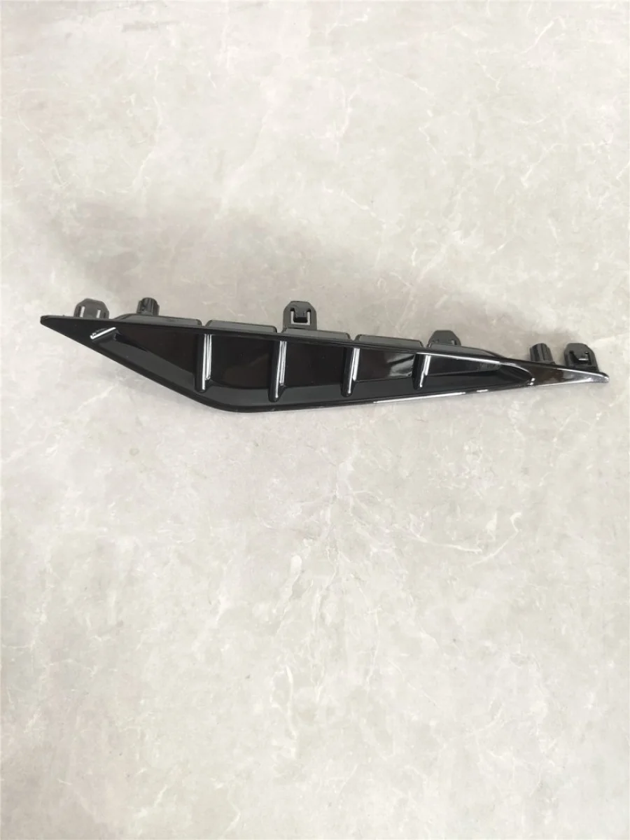 Оправа туманки CHANGAN UNI-K RH (боковая) DAR otm1990036  в Воронеже Воронежской области