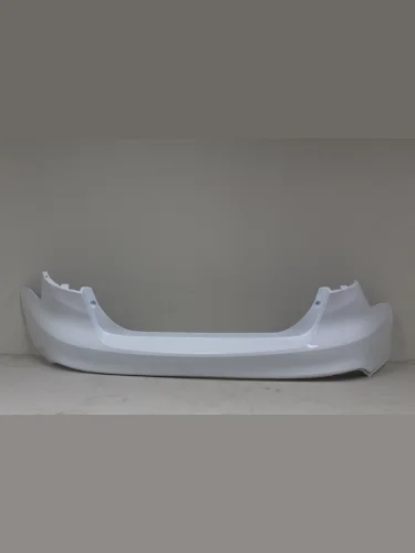 Бампер задний DAR (окрашенный) (Frozen White (Морозно-белый)) Ford Focus  3 (2014-2019) седан рестайлинг