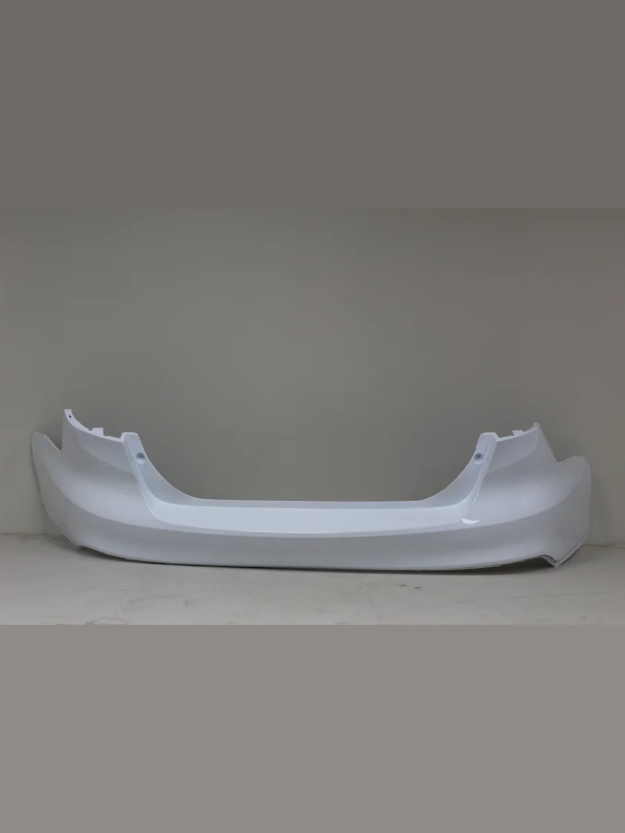 Бампер задний DAR (окрашенный) Ford Focus 3 седан рестайлинг (2014-2019) (Frozen White (Морозно-белый))  в Керчи Республика Крым