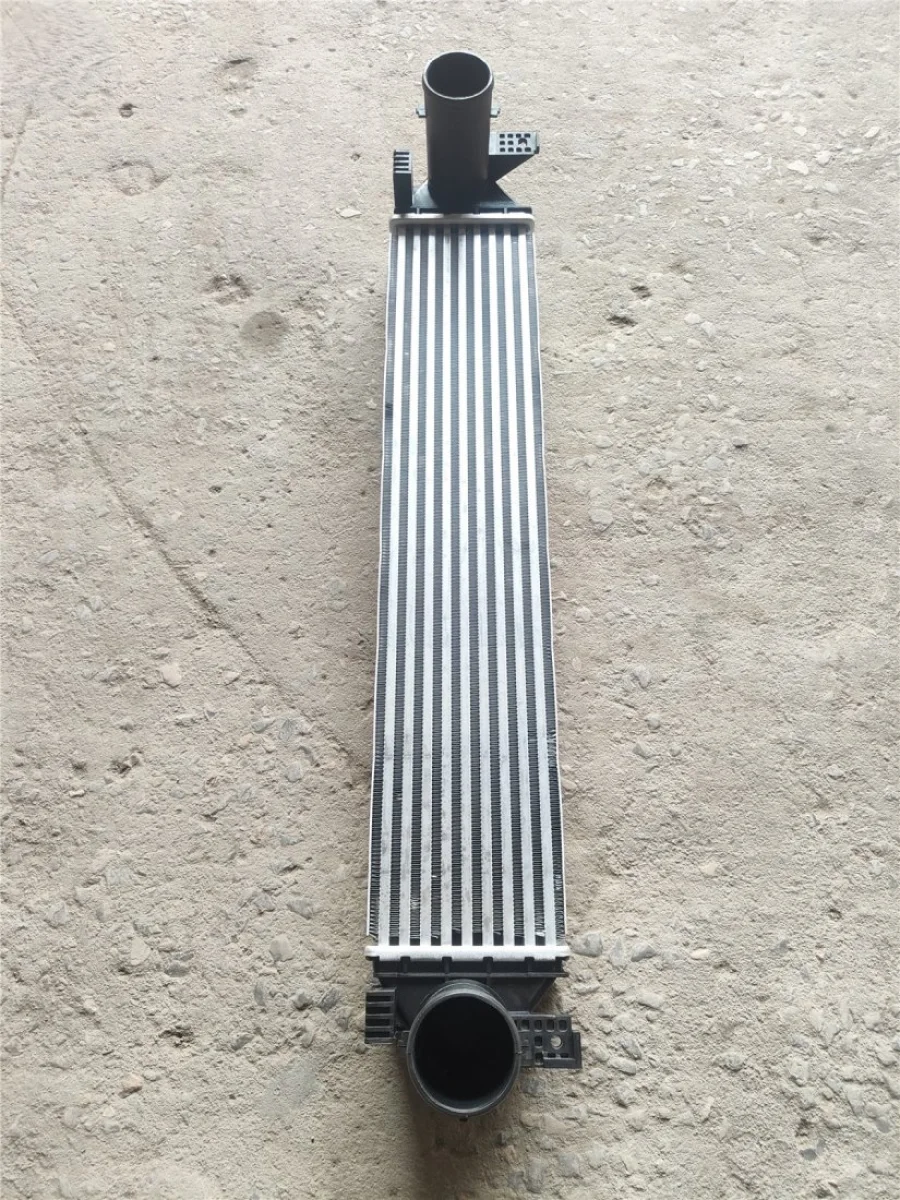 Интеркулер CHERY ARRIZO 8  DAR ic18000022  в Воронеже Воронежской области