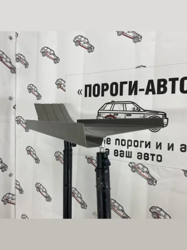 Подножка Ford Transit 7 средняя база