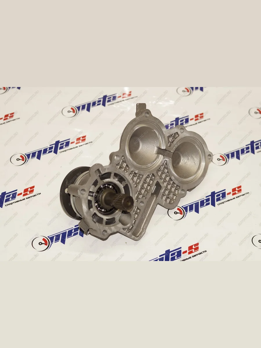 Крышка раздатки задняя НИВА с 2-рядным подшипником Тольятти 688245287  в Керчи Республика Крым