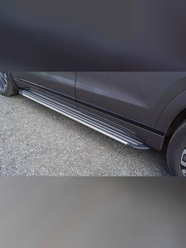 Пороги алюминиевые u0022Slim Line Silveru0022 1820 мм Chery Tiggo 9 2024-