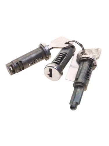 Личинка ВАЗ-2106 замка комплект ГРАНД РИАЛ ГРАНД РИАЛ 2106-6100040*