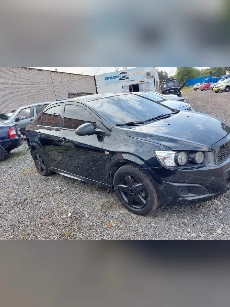 Пластиковые накладки порогов Фанат Тюнинг Chevrolet Aveo T300 хэтчбек (2011-2015) (неокрашенные)  в Воронеже Воронежской области