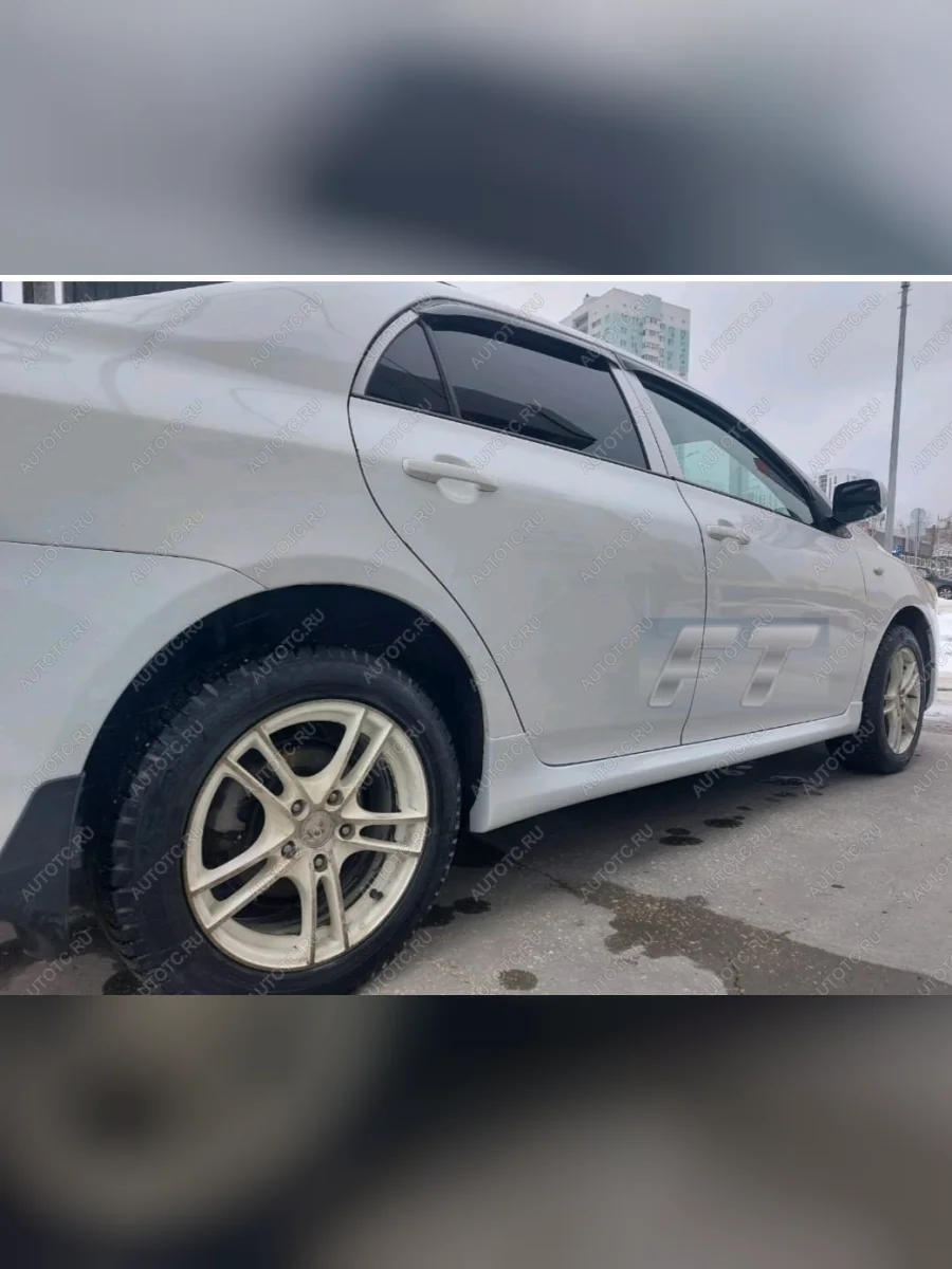 Пластиковые накладки порогов Фанат Тюнинг Toyota Corolla E150 седан дорестайлинг (2006-2010) (неокрашенные (глянец под окраску))  в Воронеже Воронежской области