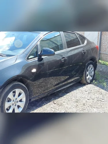 Пластиковые накладки порогов Фанат Тюнинг Opel Astra  J (2009-2017) универсал дорестайлинг, хэтчбек 5 дв. дорестайлинг, седан рестайлинг, универсал рестайлинг, хэтчбек 5 дв.  рестайлинг